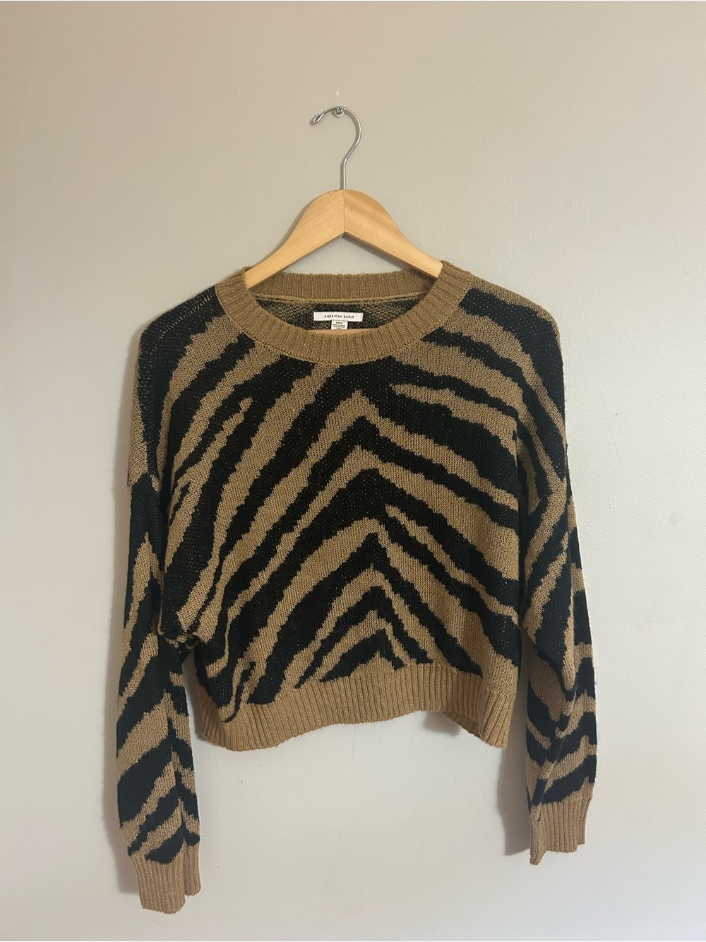 American Eagle Outfitters Black & Tan Zebra-Pattern Cropped Sweater